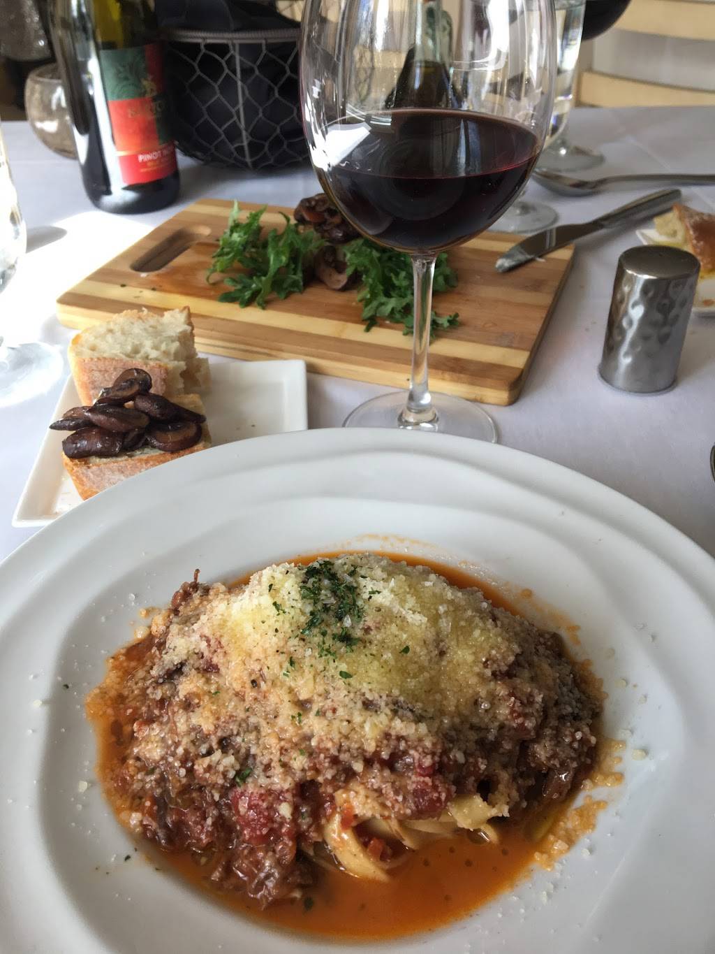 Sapori | restaurant | 407 N Lake Dr, Lexington, SC 29072, USA | 8039573595 OR +1 803-957-3595