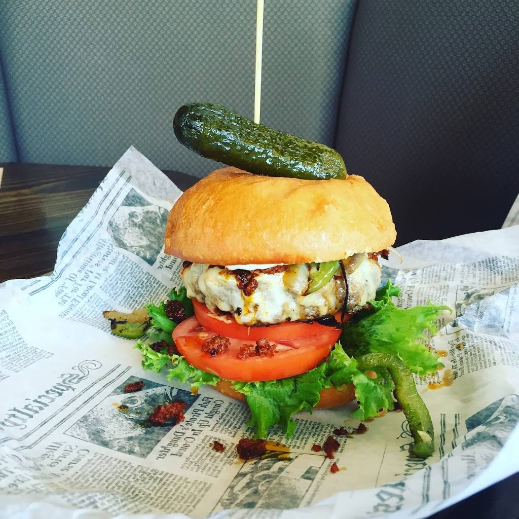 Hartlands Bar | restaurant | 2260 Cross Pointe Dr #101, Rock Hill, SC 29730, USA | 8033291974 OR +1 803-329-1974