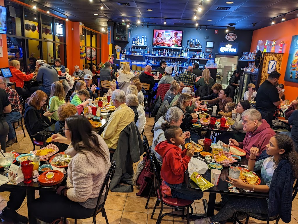 Señor Julian Mexican Bar and Grill | restaurant | 3405 E Battlefield Rd Suite 100, Springfield, MO 65804, USA | 4172402120 OR +1 417-240-2120