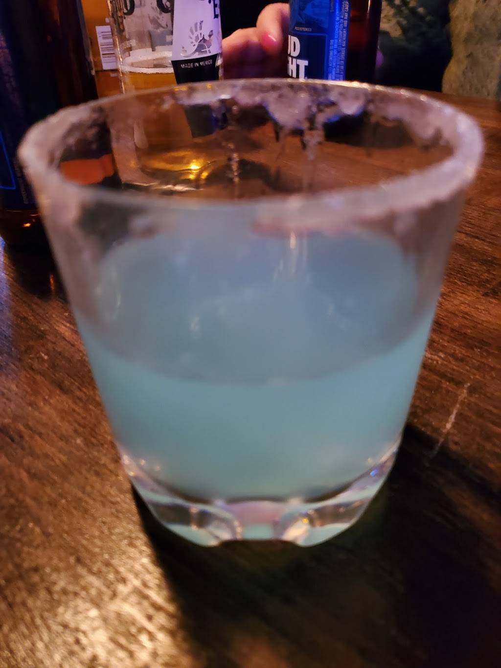 Black ‘N Blue | restaurant | 24300 Town Center Dr #110, Santa Clarita, CA 91355, USA | 6612889988 OR +1 661-288-9988