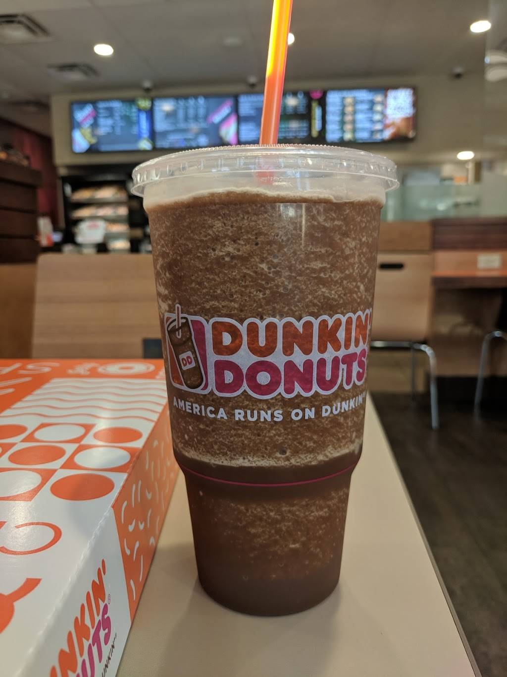 Dunkin | cafe | 4920 Balboa Blvd, Encino, CA 91316, USA | 8189950555 OR +1 818-995-0555