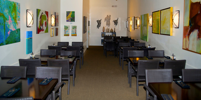 Southern Lights Bistro | restaurant | 2415 Lawndale Dr, Greensboro, NC 27408, USA | 3363799414 OR +1 336-379-9414