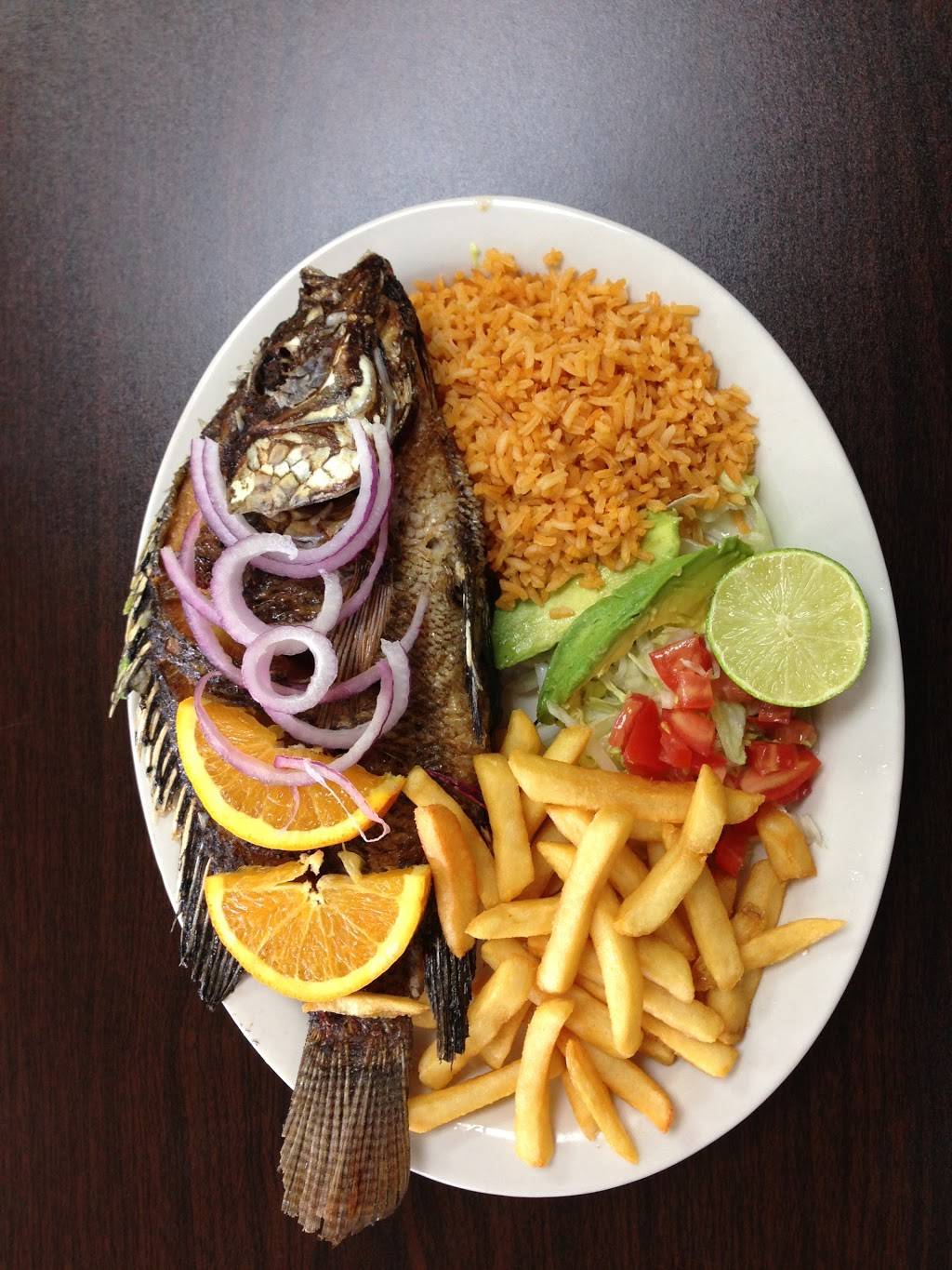 Camelia | restaurant | 916 Edgebrook Dr, Houston, TX 77034, USA | 8326494439 OR +1 832-649-4439