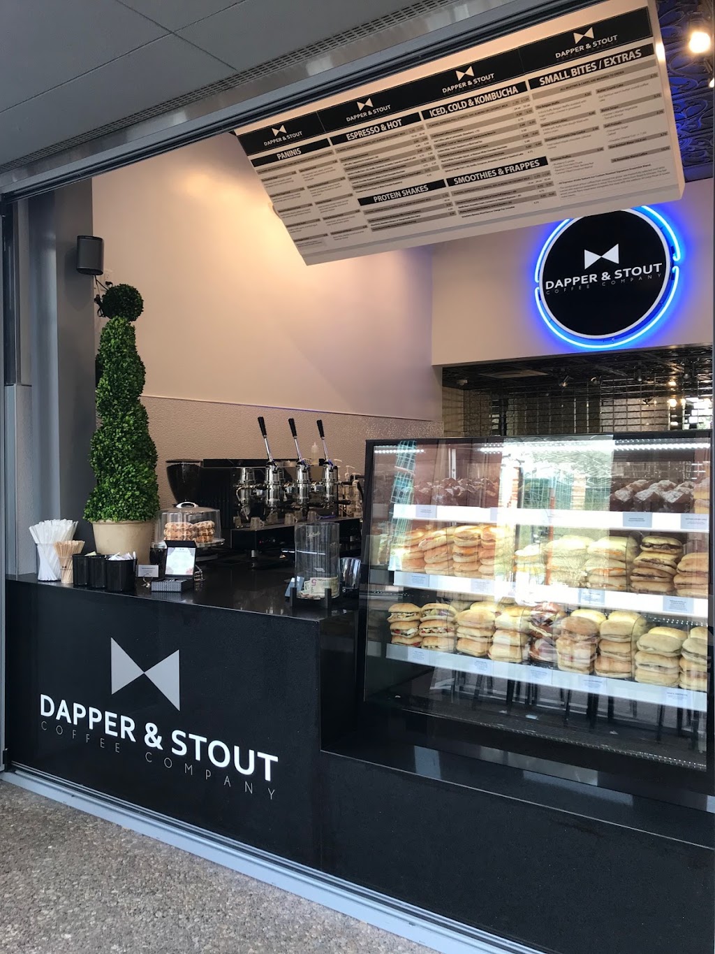 Dapper & Stout Coffee Company | cafe | 201 E Washington St #102, Phoenix, AZ 85004, USA | 6023545689 OR +1 602-354-5689