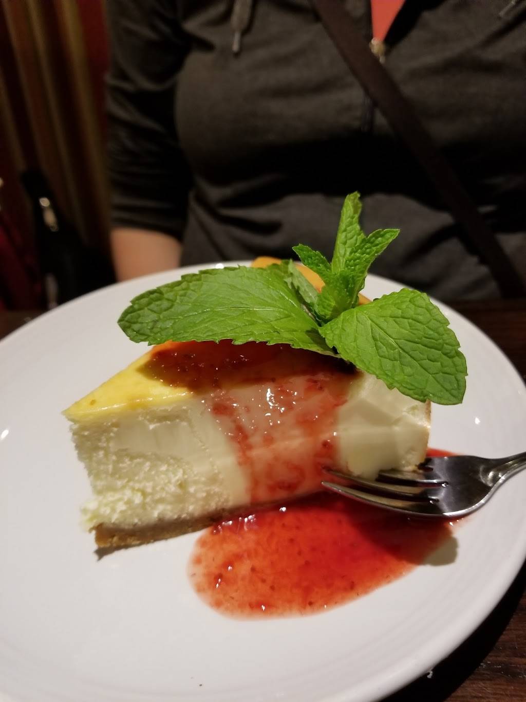 Carrabbas Italian Grill | restaurant | 7890 W Irlo Bronson Memorial Hwy, Kissimmee, FL 34747, USA | 4073909600 OR +1 407-390-9600