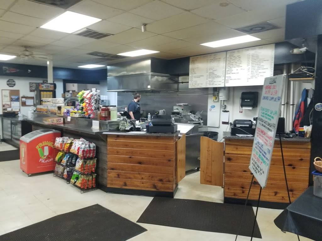 Cruisers Pit Beef | restaurant | 2340 Ruth Ave, Sparrows Point, MD 21219, USA | 4104775555 OR +1 410-477-5555