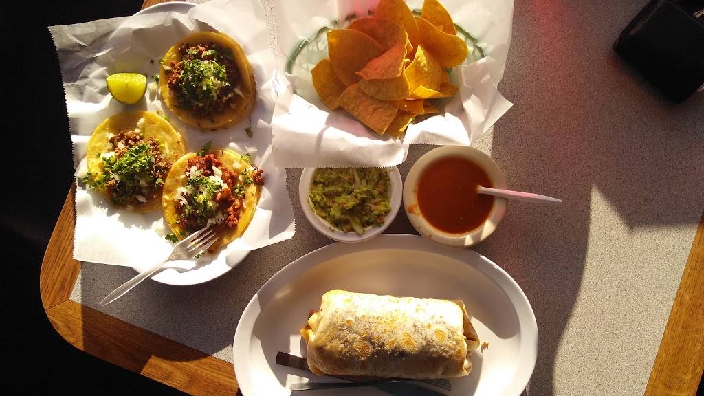 Taco Burrito Mexico | restaurant | 108 N Oakland Ave, Green Bay, WI 54303, USA | 9204559055 OR +1 920-455-9055