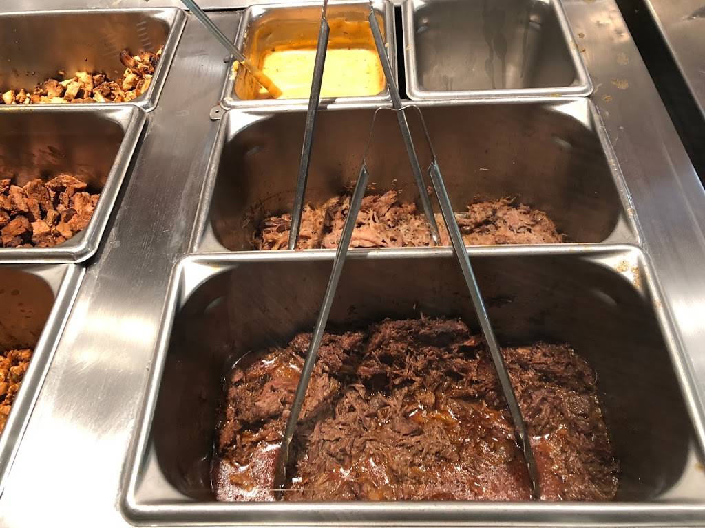 Chipotle Mexican Grill | restaurant | 2231 Crystal Dr Lbby 100, Arlington, VA 22202, USA | 7039208779 OR +1 703-920-8779