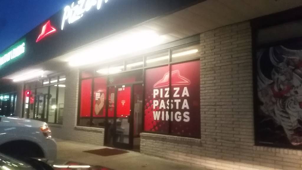 Pizza Hut | meal takeaway | 431 Western Blvd Unit I, Jacksonville, NC 28546, USA | 9103532555 OR +1 910-353-2555