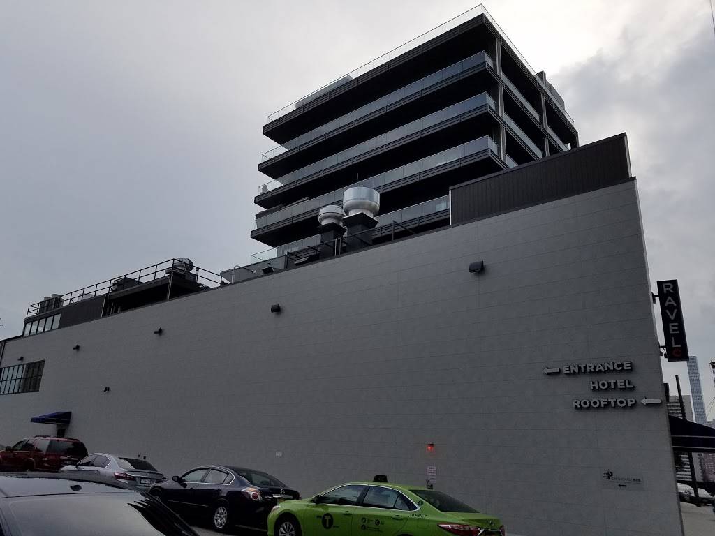 Estate Garden & Grill | restaurant | 8-08 Queens Plaza S, Long Island City, NY 11101, USA | 7182896118 OR +1 718-289-6118