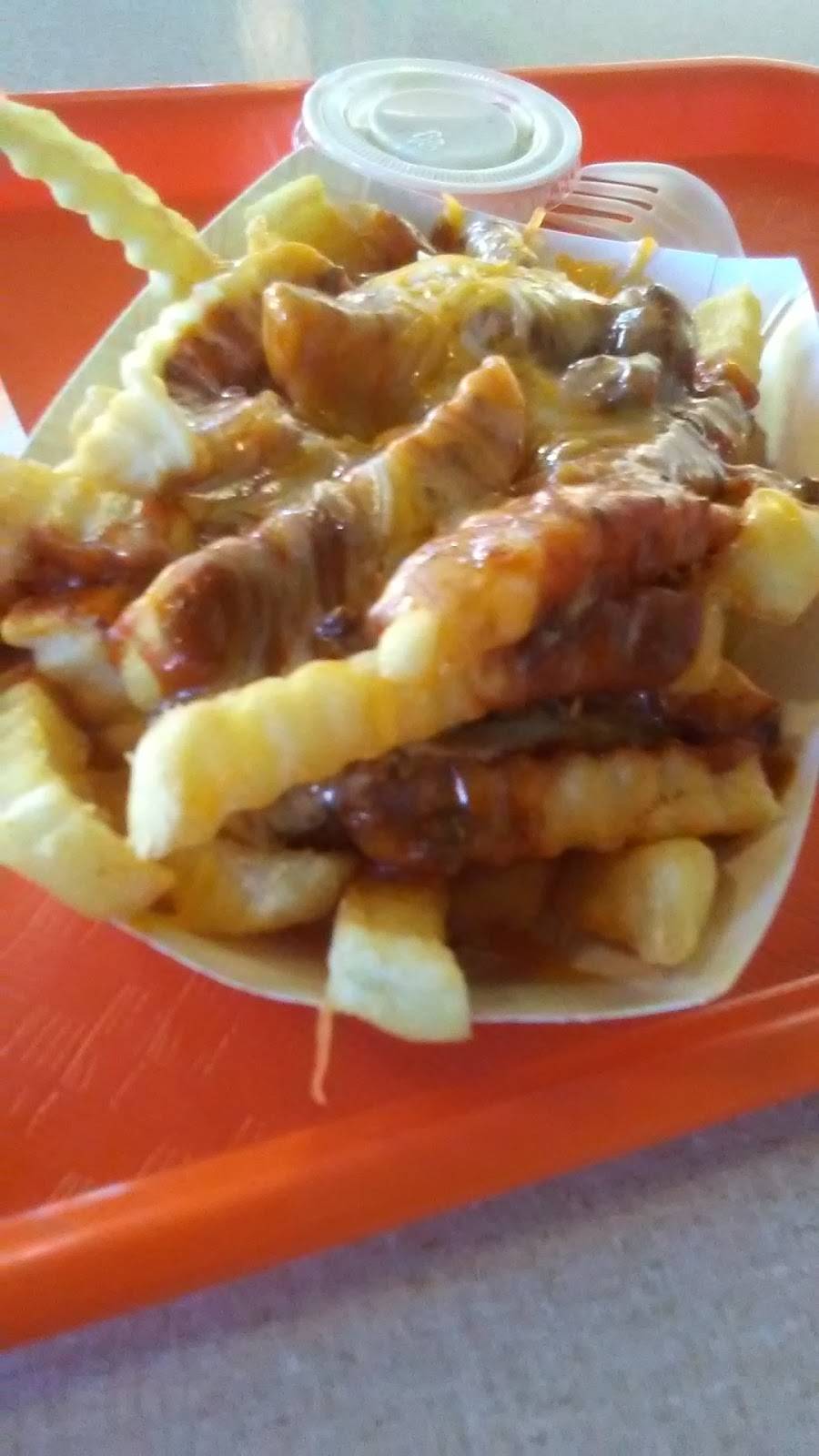 White Top Drive In | restaurant | 1110 W D St, Lemoore, CA 93245, USA | 5599243887 OR +1 559-924-3887