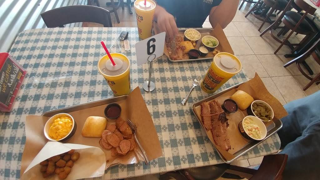 Dickeys Barbecue Pit | restaurant | 14150 NE 20th St Ste E, Bellevue, WA 98007, USA | 4257474659 OR +1 425-747-4659