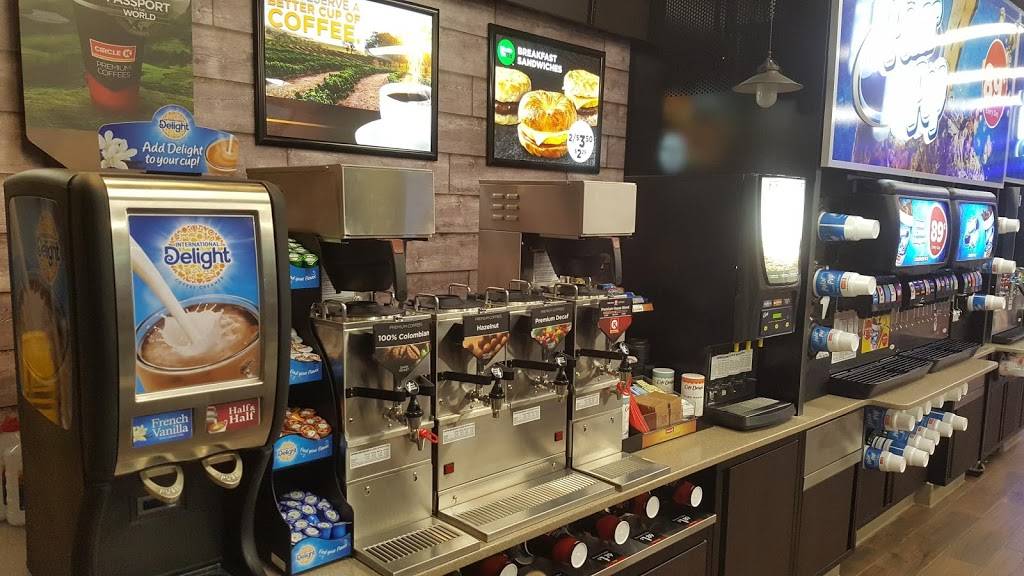 Circle K | meal takeaway | 2601 White Ln, Bakersfield, CA 93304, USA | 6613971520 OR +1 661-397-1520