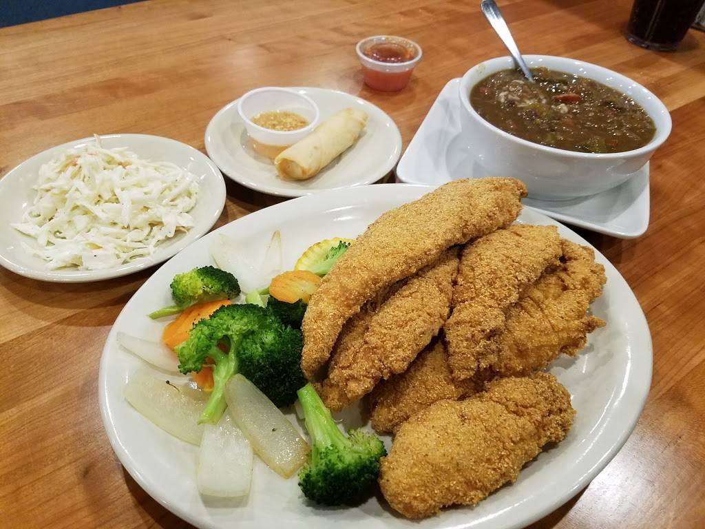 Lockhart Seafood and Steak | restaurant | 912 S Commerce St, Lockhart, TX 78644, USA | 5123594933 OR +1 512-359-4933