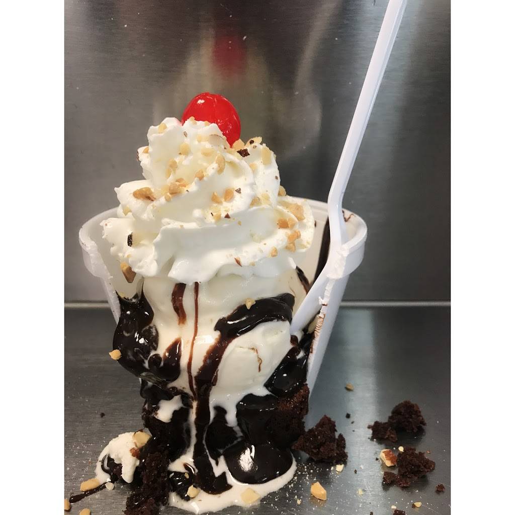 The Dairy Station | restaurant | 704 N Detroit St, Xenia, OH 45385, USA | 9373721100 OR +1 937-372-1100