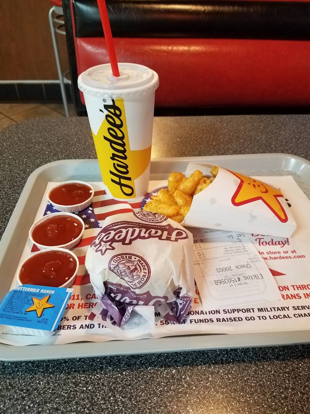 Hardees | restaurant | 27 Randolph Ave, Elkins, WV 26241, USA | 3046367127 OR +1 304-636-7127