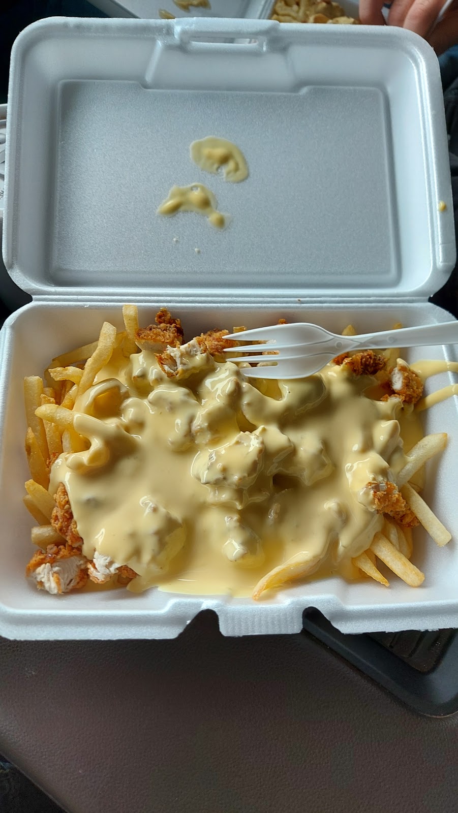 Seagraves Dixie Dog | restaurant | 801 Railroad Ave, Seagraves, TX 79359, USA | 8065462731 OR +1 806-546-2731