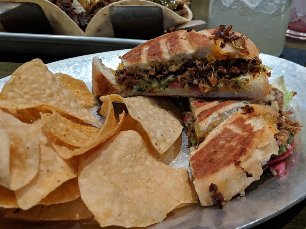 Vida Taco Bar | restaurant | 1401 Point St, Baltimore, MD 21231, USA | 4438353474 OR +1 443-835-3474