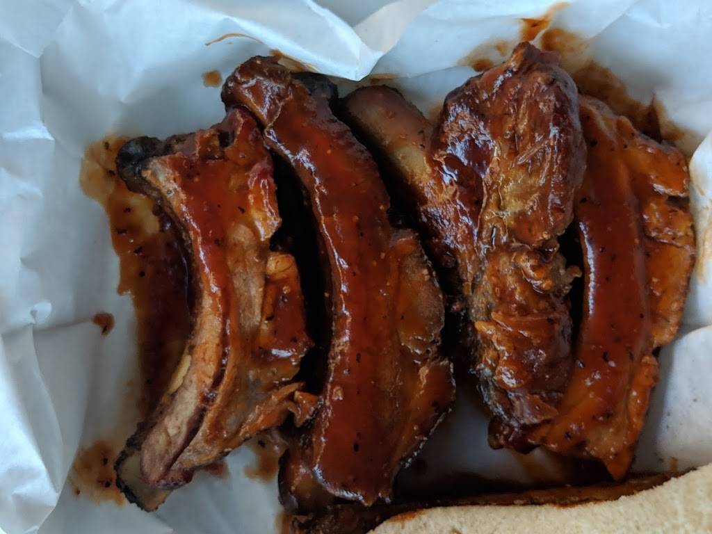 Georgia South Barbeque | restaurant | 101 Mill St, Barnesville, GA 30204, USA | 7703580024 OR +1 770-358-0024