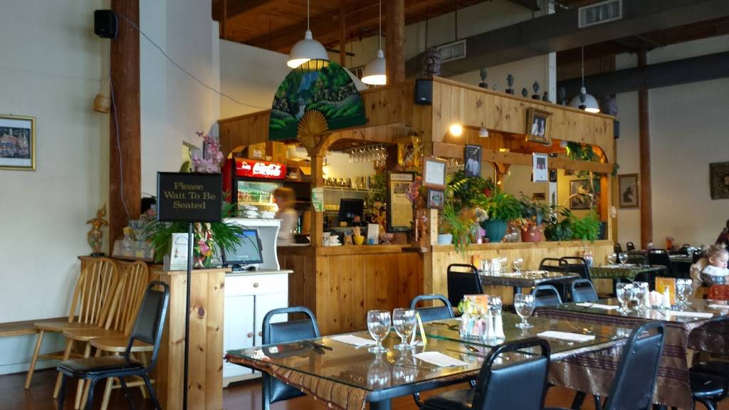 Bangkok Garden Restaurant | restaurant | Fort Andross, 14 Maine St, Brunswick, ME 04011, USA | 2077259708 OR +1 207-725-9708