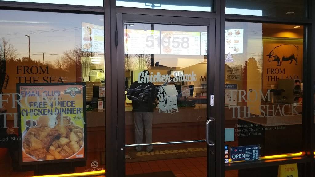 Chicken Shack Macomb Twp. | meal takeaway | 51058 Romeo Plank Rd, Macomb, MI 48042, USA | 5869921813 OR +1 586-992-1813