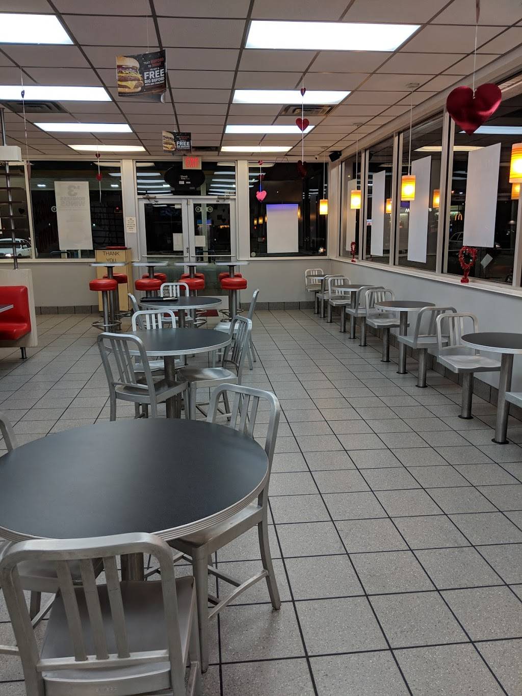 Checkers | restaurant | 4919 North Sam Houston Pkwy W, Houston, TX 77086, USA | 8326665000 OR +1 832-666-5000