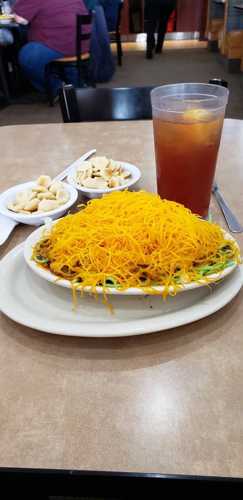 Skyline Chili | restaurant | 96 Blackburn Ln, Dry Ridge, KY 41035, USA | 8598243929 OR +1 859-824-3929