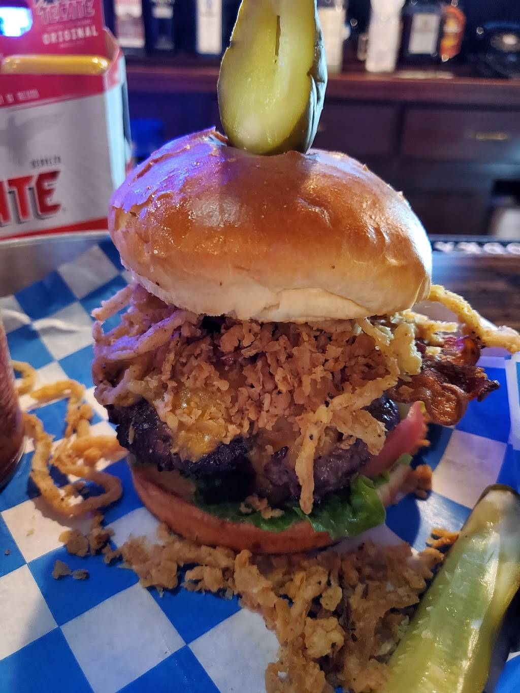 Cattlemans Burger and Brew | restaurant | 205 S Main St, Algonquin, IL 60102, USA | 2246789444 OR +1 224-678-9444