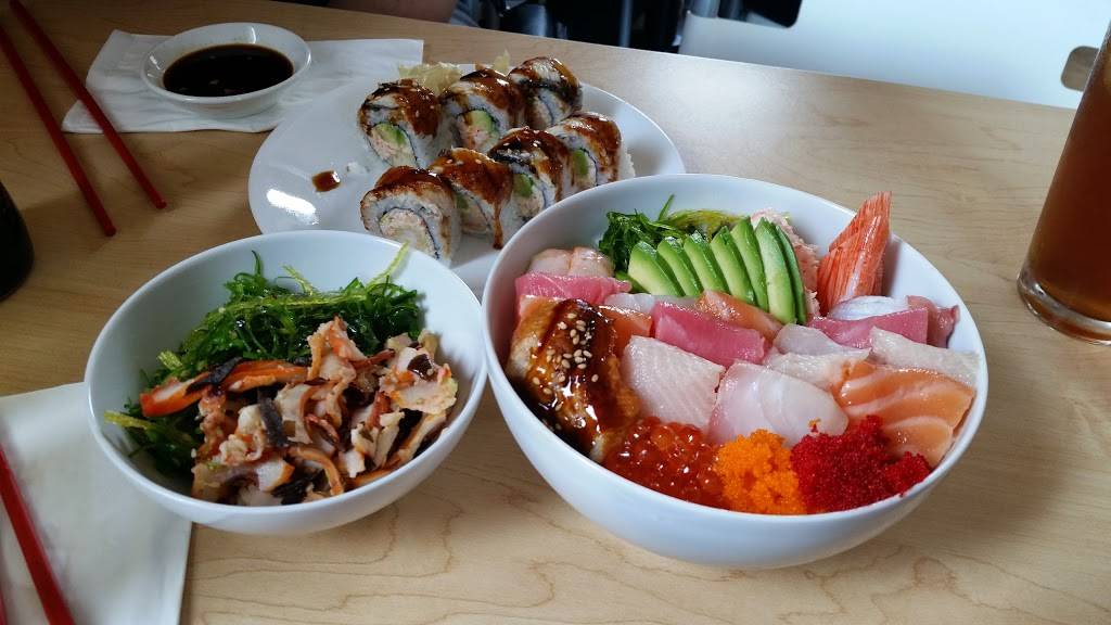 yellowfish sushi | restaurant | 9102 Wurzbach Rd, San Antonio, TX 78240, USA | 2106143474 OR +1 210-614-3474