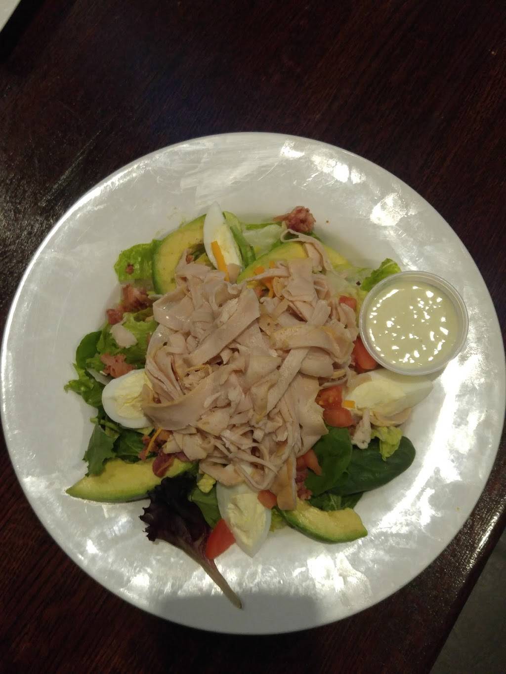 Castle Johns Pub and Restaurant | restaurant | 900 Division St, Cobourg, ON K9A 5V2, Canada | 9053770001 OR +1 905-377-0001