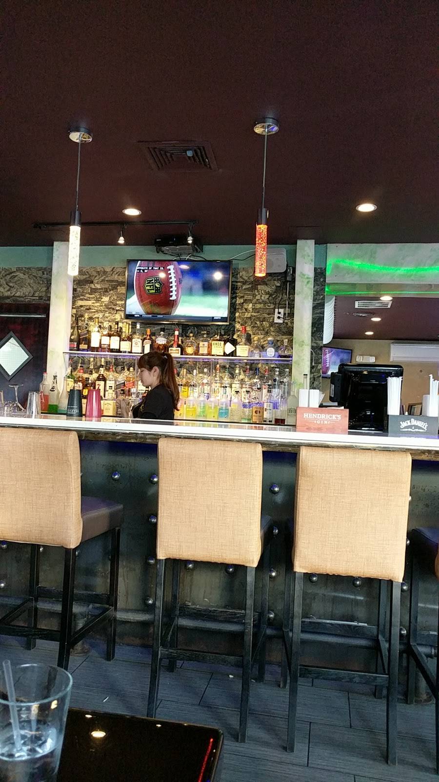 Koi Sushi | night club | 136 Main St, Sayville, NY 11782, USA | 6315630777 OR +1 631-563-0777