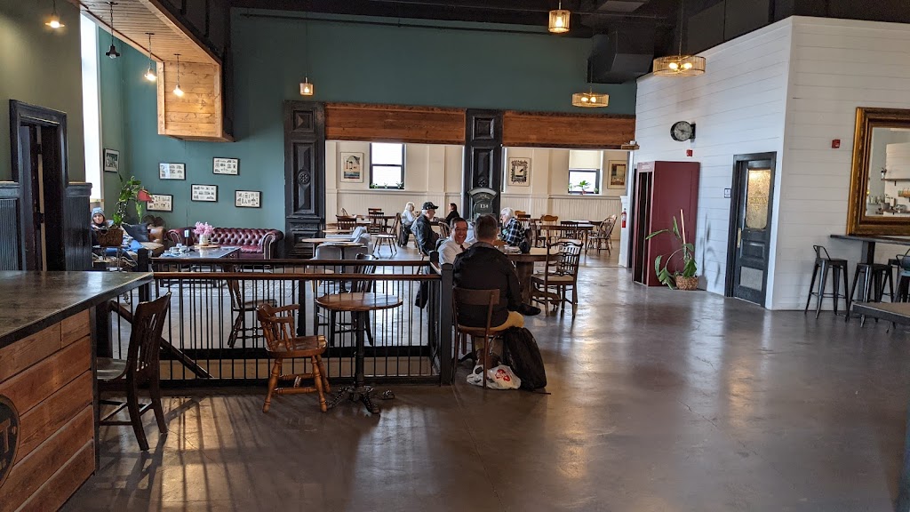 Post Commons | cafe | 300 Alby St, Alton, IL 62002, USA | 6184338871 OR +1 618-433-8871