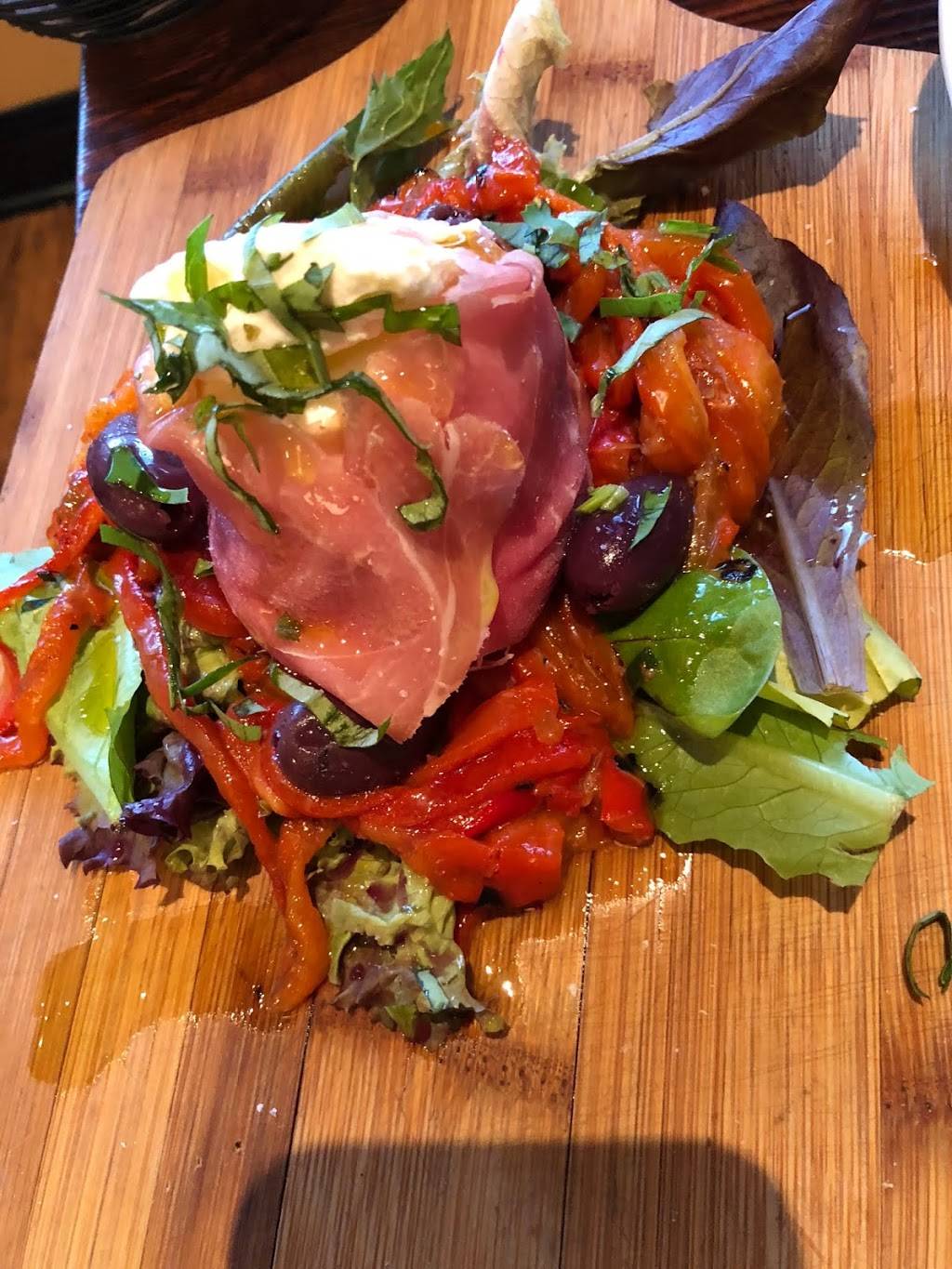 Marras Restaurant & Pizzeria | restaurant | 18 E Mt Pleasant Ave, Livingston, NJ 07039, USA | 9739928911 OR +1 973-992-8911