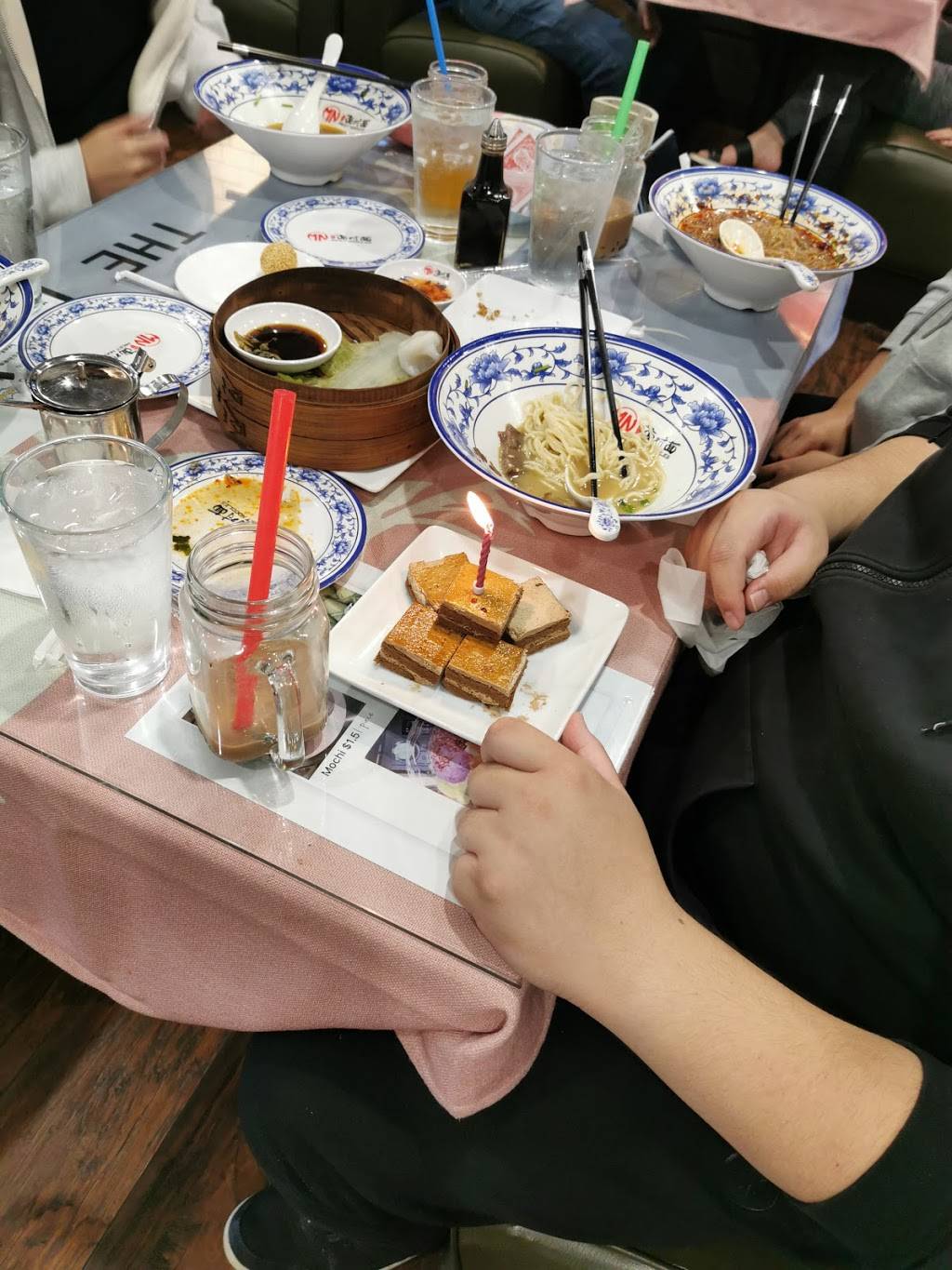 Meet Noodles | restaurant | 2121 Belcourt Ave, Nashville, TN 37212, USA | 6156799941 OR +1 615-679-9941