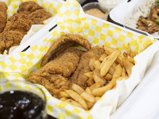 Ms Bs Seafood | restaurant | Forest Mart Shopping Center, 6095 Fairburn Rd, Douglasville, GA 30134, USA | 7707028115 OR +1 770-702-8115