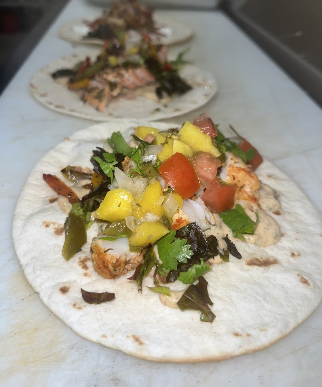 Reign Art Studio Lounge | restaurant | 901 Oak St, Columbus, OH 43205, USA | 6143420089 OR +1 614-342-0089