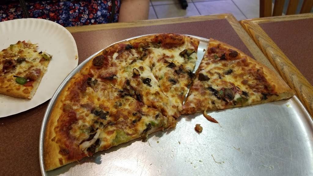 Pizza Roma | restaurant | 4219 Fairfax Dr, Arlington, VA 22203, USA | 7032434949 OR +1 703-243-4949