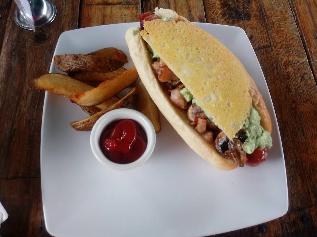 Amores Perros | restaurant | Río Tijuana 3a. Etapa, Rio Tijuana 3ra Etapa, 22226 Tijuana, B.C., Mexico | 016644228483 OR +52 664 422 8483