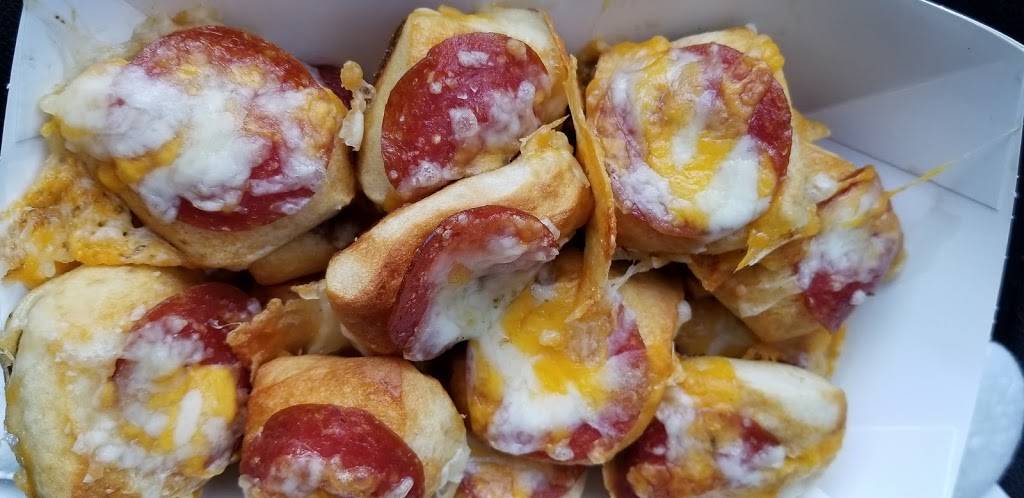 Bens Soft Pretzels | meal takeaway | 5325 E Southport Rd, Indianapolis, IN 46237, USA | 3175271654 OR +1 317-527-1654