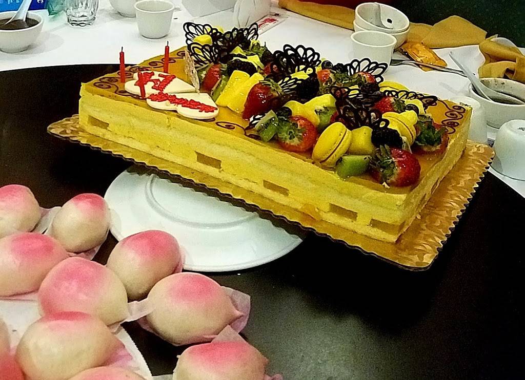 Oak Tree Inn | restaurant | 1315 Fair Oaks Ave, South Pasadena, CA 91030, USA | 3236822882 OR +1 323-682-2882