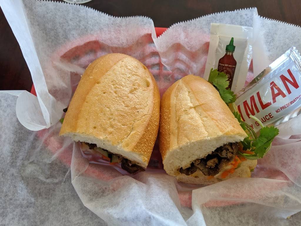 V Cafe | restaurant | 10700 Anderson Mill Rd #210, Austin, TX 78750, USA | 5123449532 OR +1 512-344-9532