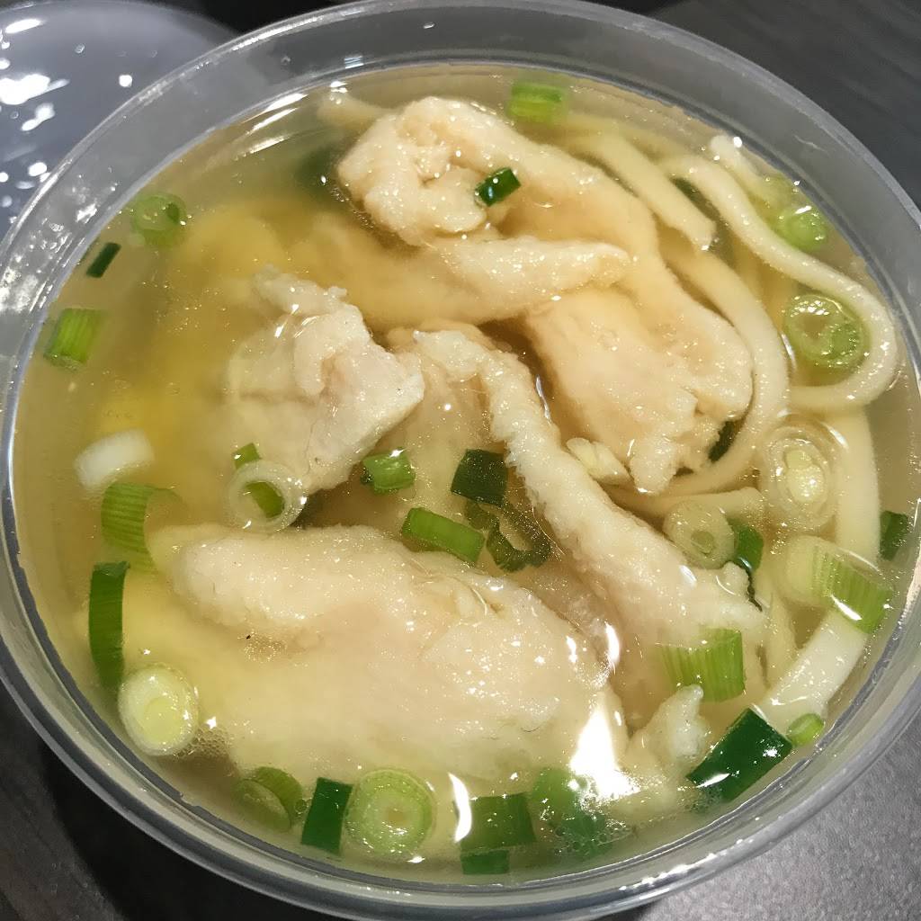 Lucky Rice | restaurant | 1515 N Cockrell Hill Rd # 110, Dallas, TX 75211, USA | 2143391900 OR +1 214-339-1900