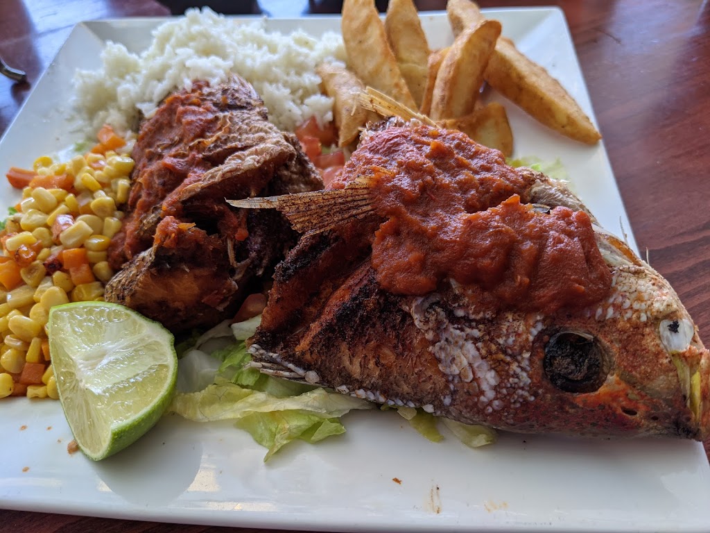 Mariscos La Playa | restaurant | 1213 N Riverside Dr, Española, NM 87532, USA | 5057472413 OR +1 505-747-2413