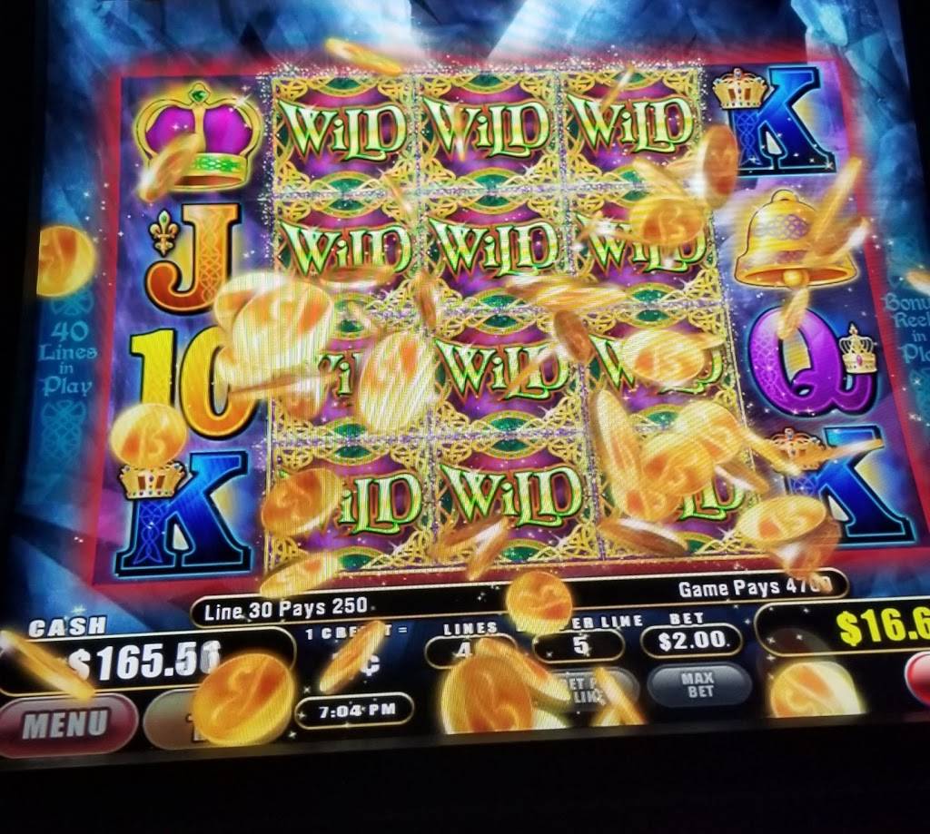 Hangout Sportsbar & Grill | restaurant | 576 NE Burnside Rd, Gresham, OR 97030, USA | 5036677936 OR +1 503-667-7936