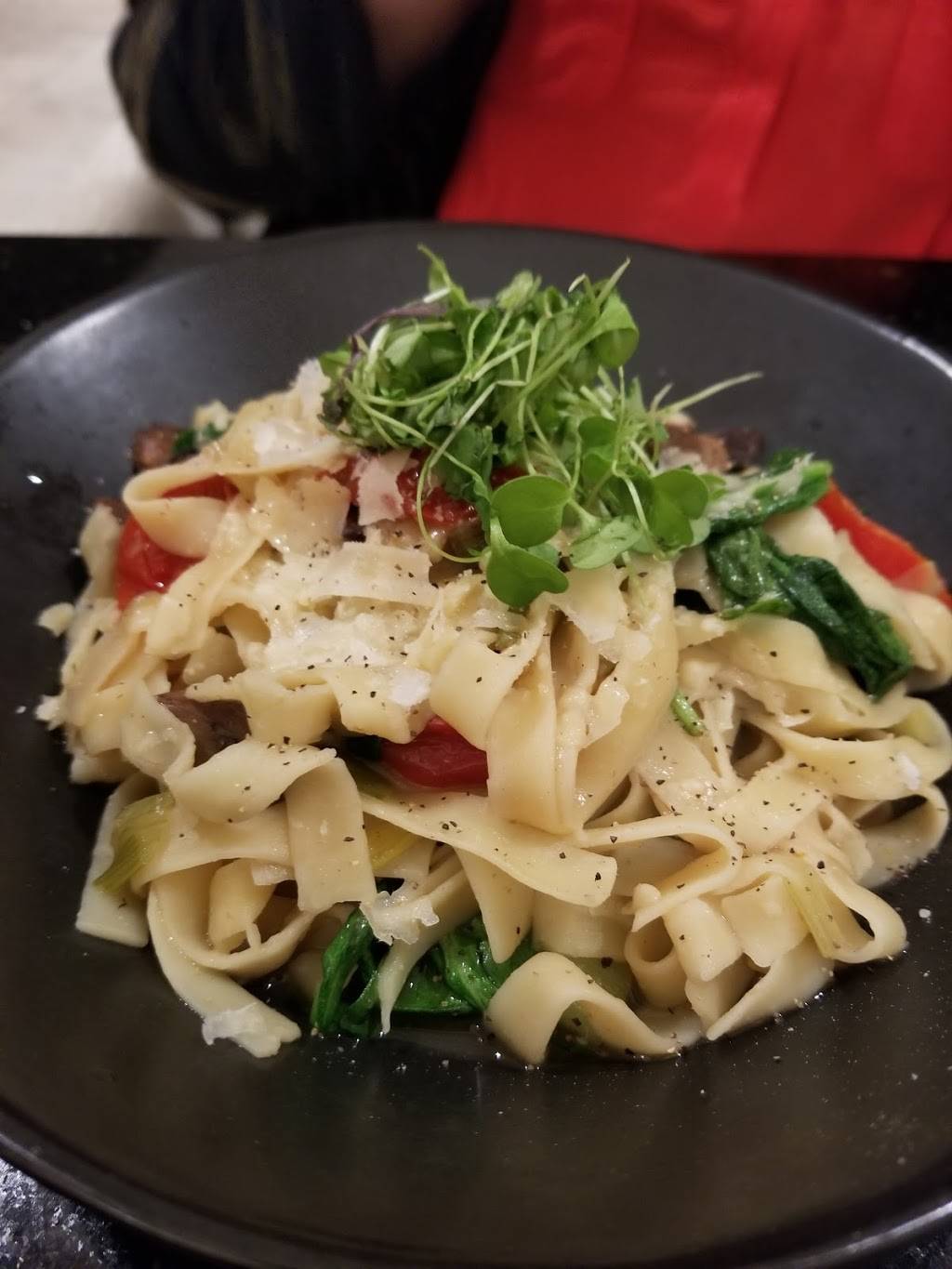 88 Oaks Carolina Kitchen and Bar | restaurant | 7316, 3415 Wake Forest Rd, Raleigh, NC 27609, USA | 9198784917 OR +1 919-878-4917