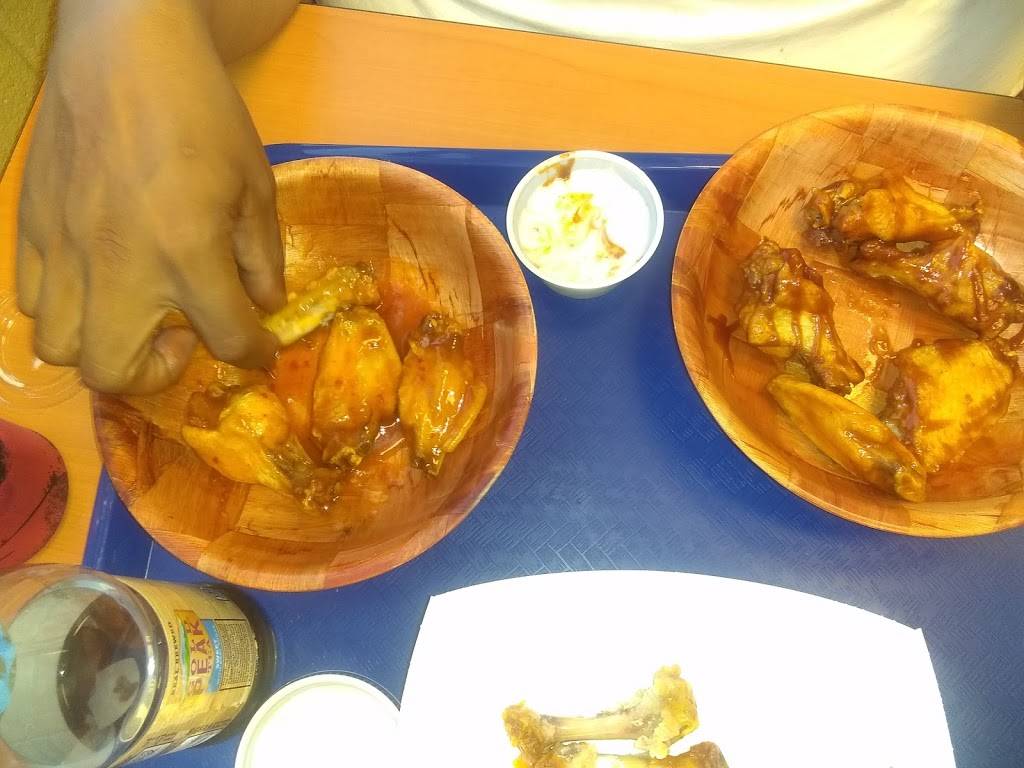 Rikos Pollos and Grill | restaurant | 1665 S Cameron St, Harrisburg, PA 17104, USA | 7176950304 OR +1 717-695-0304