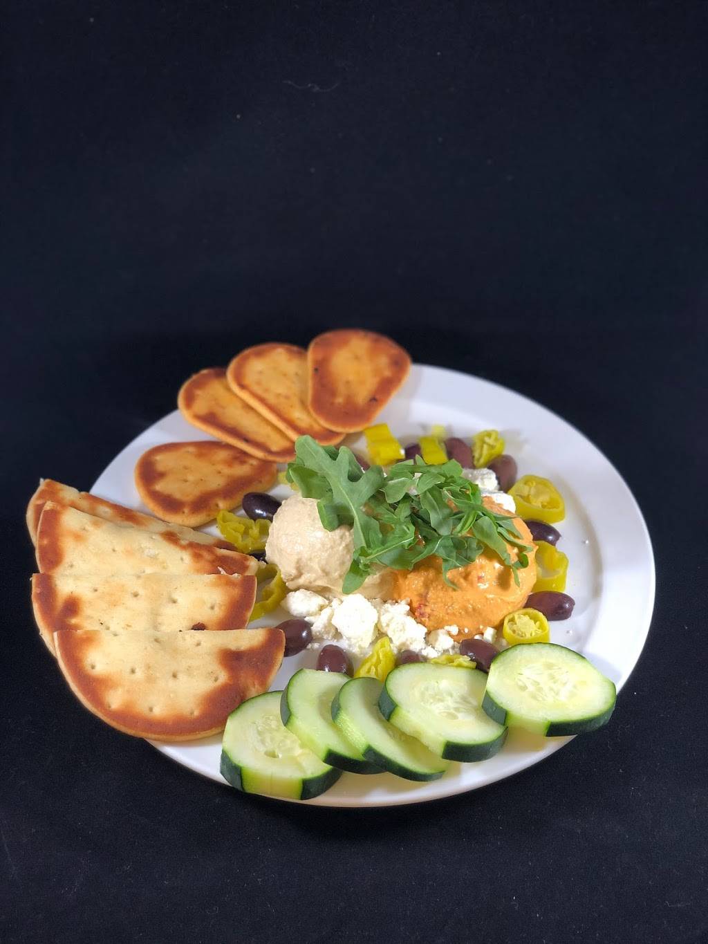 Maxwells Beach Cafe | restaurant | Cafe, 37 Lake Street, Arnolds Park, IA 51331, USA | 7123327578 OR +1 712-332-7578