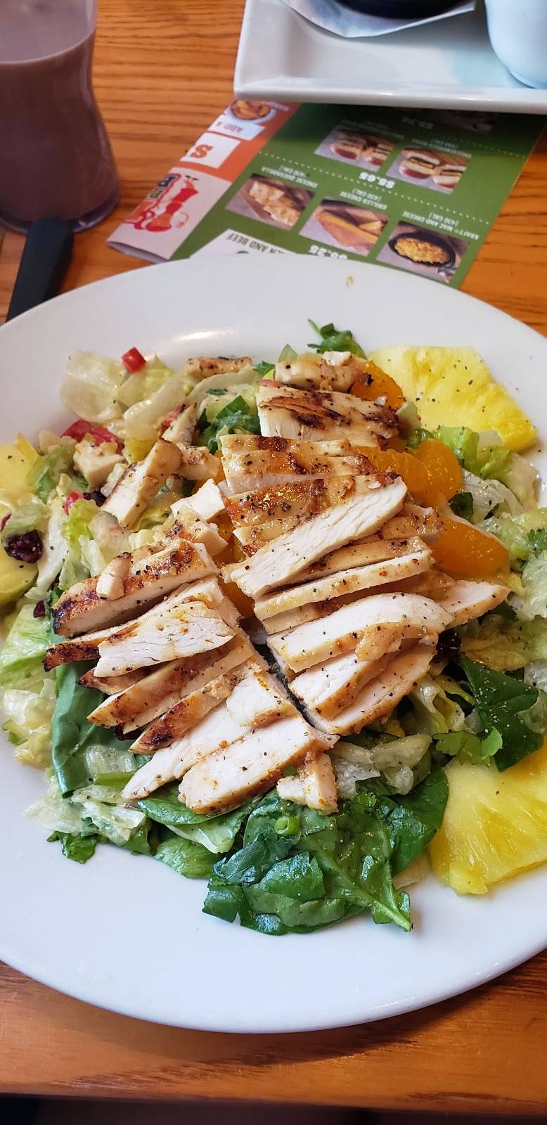 Chilis | restaurant | 6646 S Parker Rd Space N.A.P.07, Aurora, CO 80016, USA | 3036908480 OR +1 303-690-8480