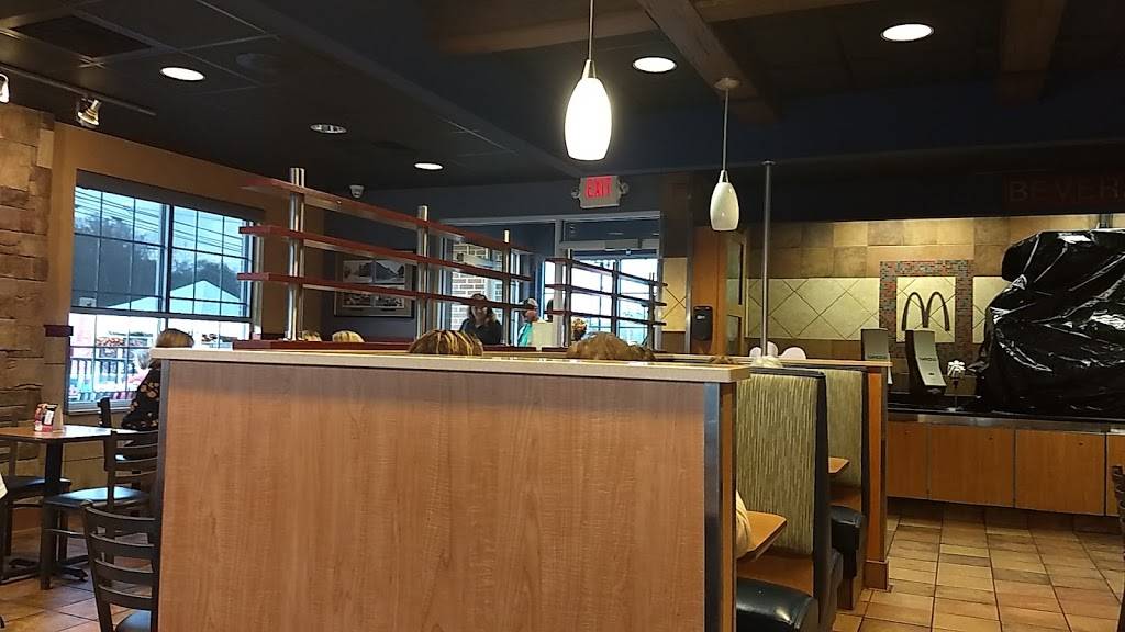 McDonalds | cafe | 355 S N Main St, Waynesville, OH 45068, USA | 5138971110 OR +1 513-897-1110