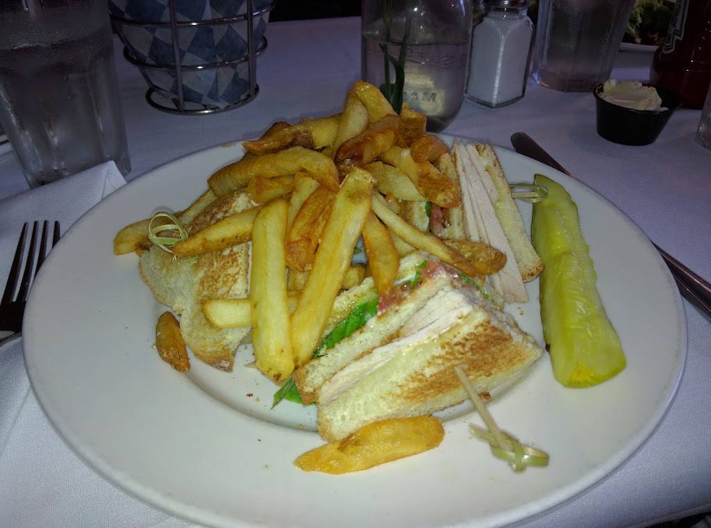 The Olde Hitching Post | restaurant | 48 Spring St, Hanson, MA 02341, USA | 7814472592 OR +1 781-447-2592